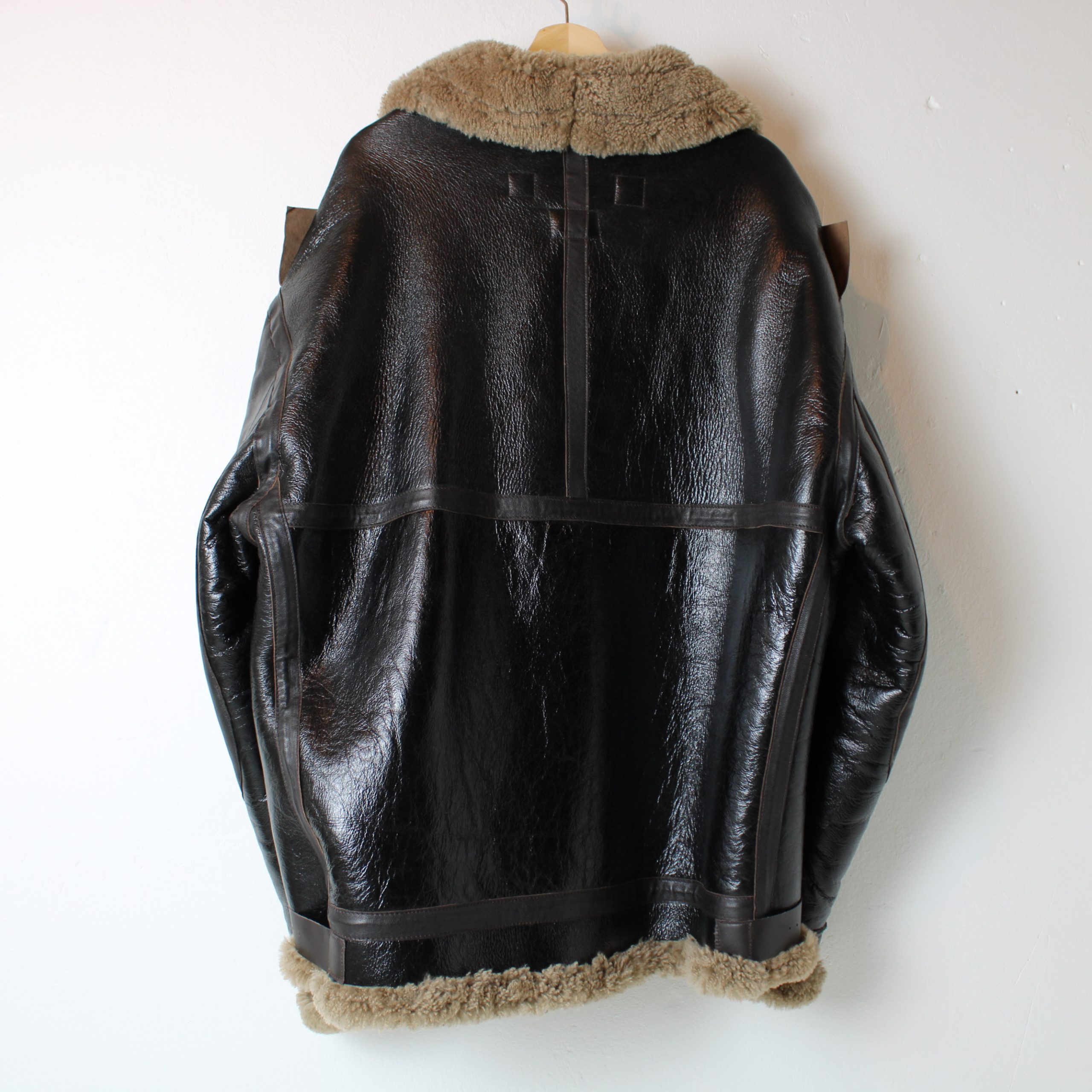 B-3 Flight Jacket - Size 46 - Sheepskin Leather (Sample jacket) - AVI ...